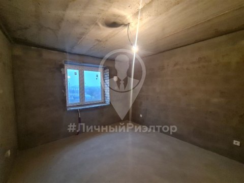 2-к квартира, 9/10 эт., 60м²