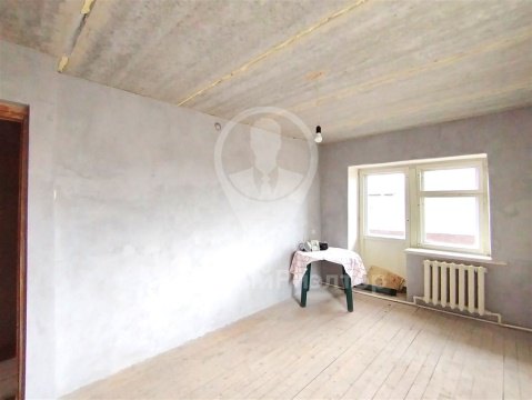 2-к квартира, 1/2 эт., 43м²